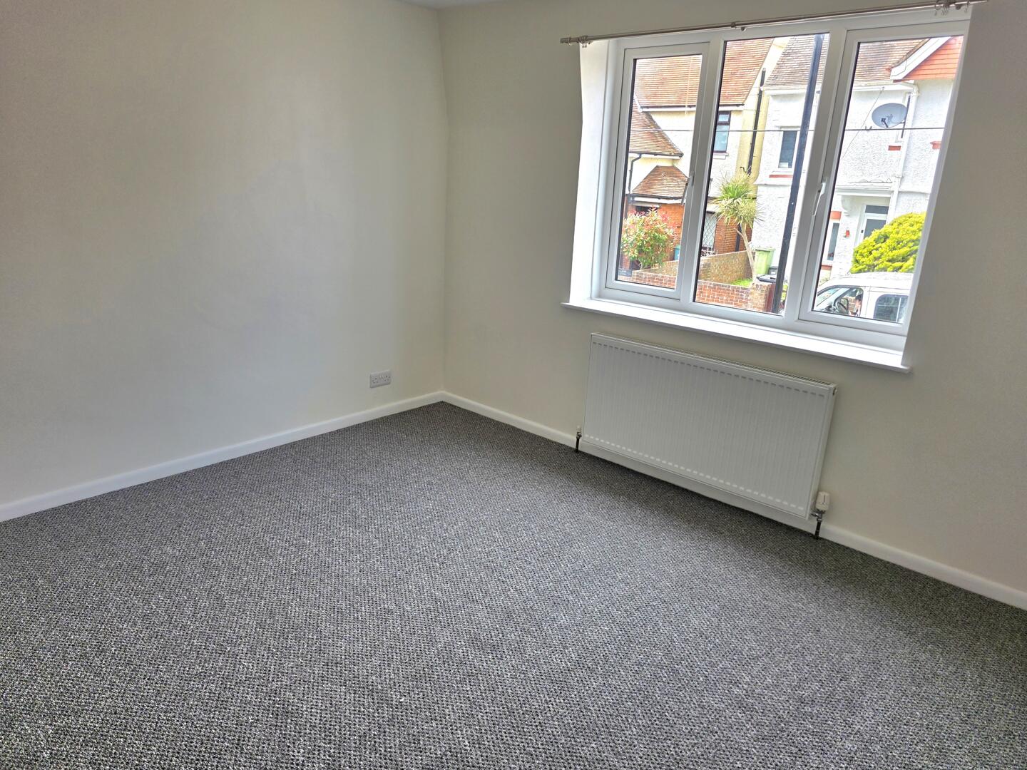 3 bed property in Rooke Street, Newport